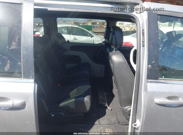 2C4RDGCG0LR201369 2020 DODGE GRAND CARAVAN Silver VIN sticker view