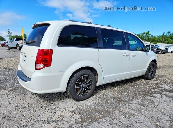 2C4RDGCG1JR216735 2018 DODGE GRAND White 