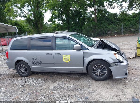 2C4RDGCG2HR600131 2017 DODGE GRAND CARAVAN Серый Вид задней части салона