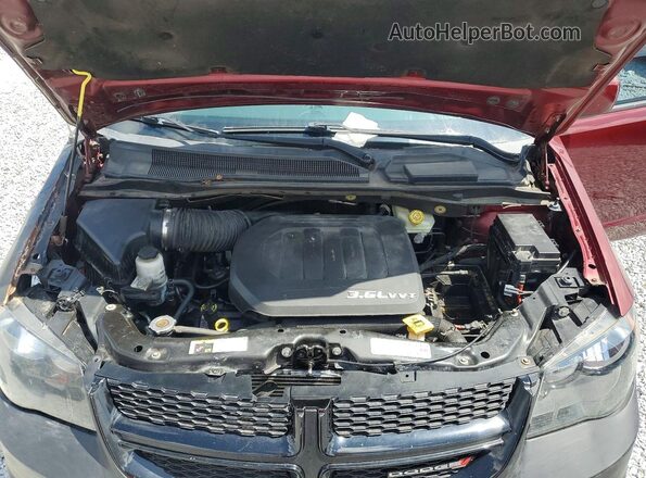 2C4RDGCG2JR136568 2018 DODGE GRAND Red Engine compartment view