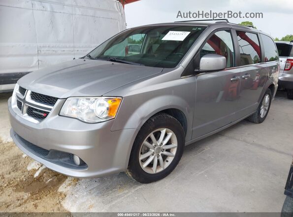 2C4RDGCG2JR325432 2018 DODGE GRAND CARAVAN Silver წინა მარცხენა ხედი სამი მეოთხედიდან