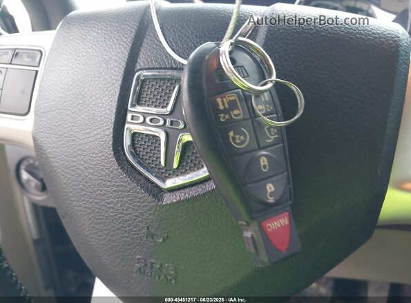 2C4RDGCG2JR325432 2018 DODGE GRAND CARAVAN Silver წინა პანელის ხედი