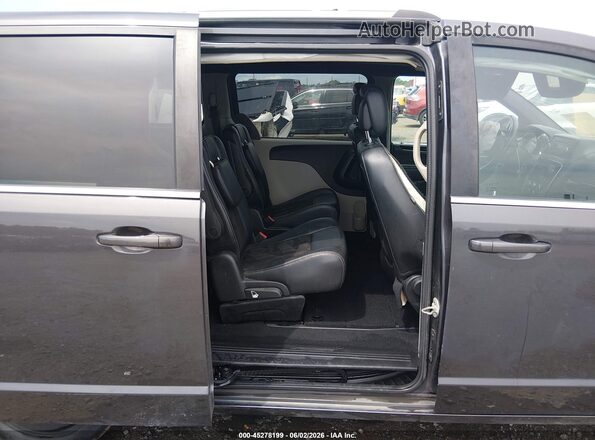 2C4RDGCG2KR693577 2019 DODGE GRAND CARAVAN Gray VIN sticker view