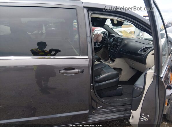 2C4RDGCG2KR693577 2019 DODGE GRAND CARAVAN Gray Front interior view