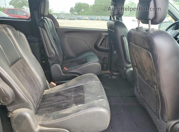 2C4RDGCG3JR138099 2018 DODGE GRAND Black Rear interior view