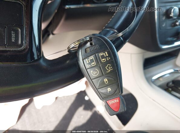 2C4RDGCG3JR302287 2018 DODGE GRAND CARAVAN Silver Вид панелі приладів