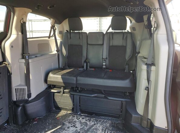2C4RDGCG4LR169039 2020 DODGE GRAND Burgundy Rear seats view