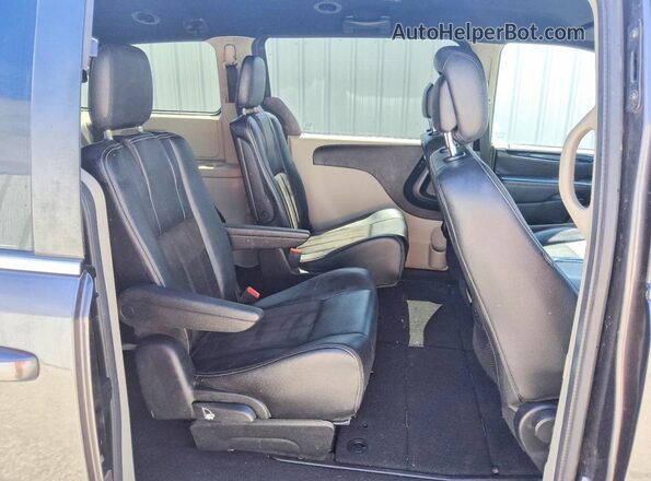 2C4RDGCG4LR180140 2020 DODGE GRAND Gray Rear interior view