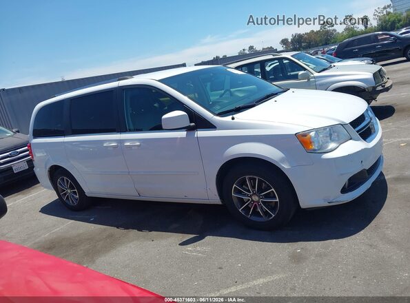 2C4RDGCG5HR800470 2017 DODGE GRAND CARAVAN White Вид задньої частини салону