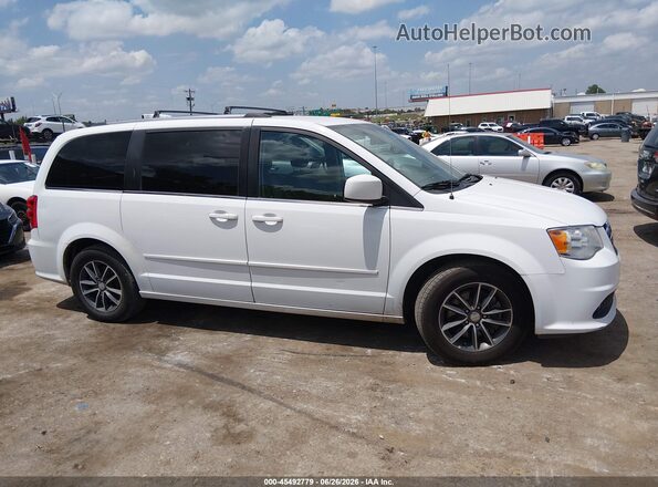 2C4RDGCG5HR867733 2017 DODGE GRAND CARAVAN White Սալոնի հետևի տեսք