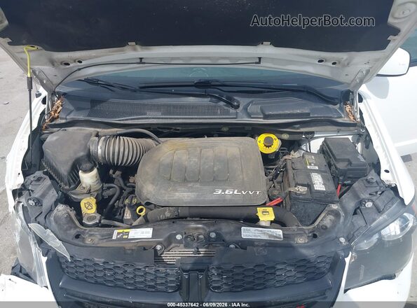 2C4RDGCG5JR303652 2018 DODGE GRAND CARAVAN White Вид ззаду