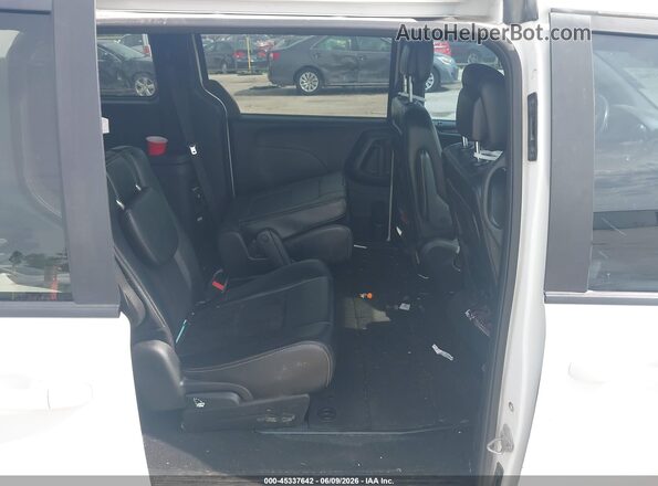 2C4RDGCG5JR303652 2018 DODGE GRAND CARAVAN White Вид наклейки з VIN-кодом