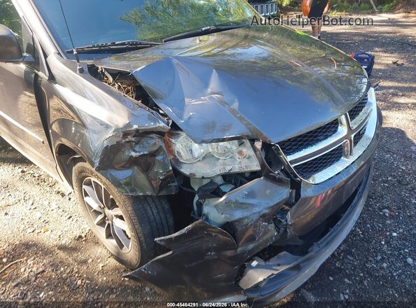 2C4RDGCG6HR731546 2017 DODGE GRAND CARAVAN Gray Front view