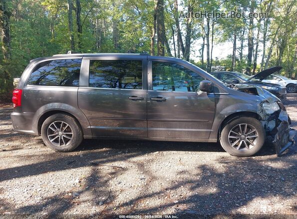 2C4RDGCG6HR731546 2017 DODGE GRAND CARAVAN Gray Rear interior view