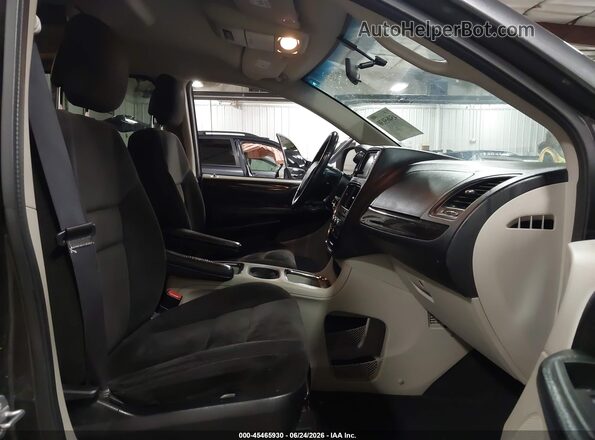 2C4RDGCG7GR351727 2016 DODGE GRAND CARAVAN Gray Front interior view