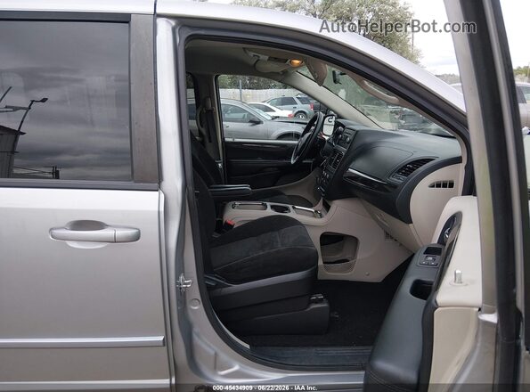 2C4RDGCG7GR392200 2016 DODGE GRAND CARAVAN Silver Vista interior delantera