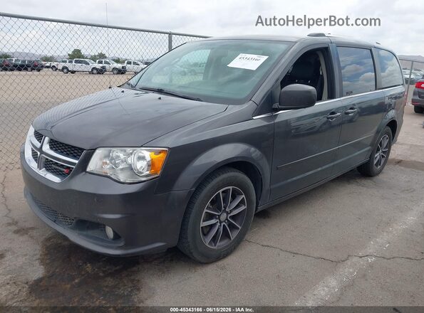 2C4RDGCG7HR862677 2017 DODGE GRAND CARAVAN Gray Front left