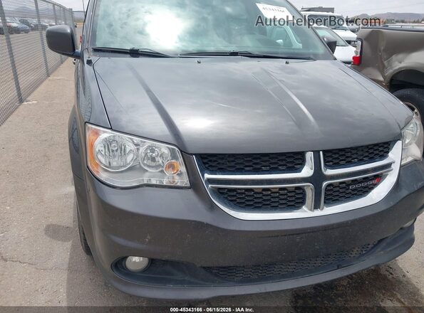 2C4RDGCG7HR862677 2017 DODGE GRAND CARAVAN Gray Front view