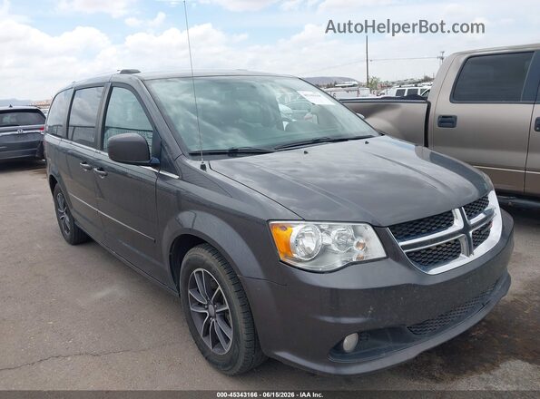 2C4RDGCG7HR862677 2017 DODGE GRAND CARAVAN Gray Rear interior view