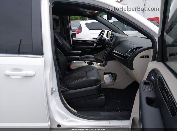 2C4RDGCG7LR225281 2020 DODGE GRAND CARAVAN Белый Вид салона спереди