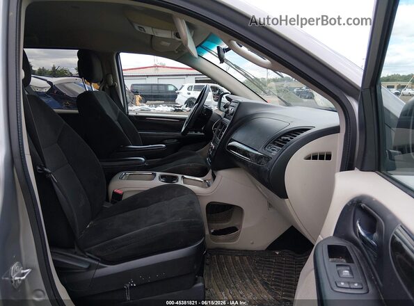 2C4RDGCG8GR328103 2016 DODGE GRAND CARAVAN Gray Front interior view