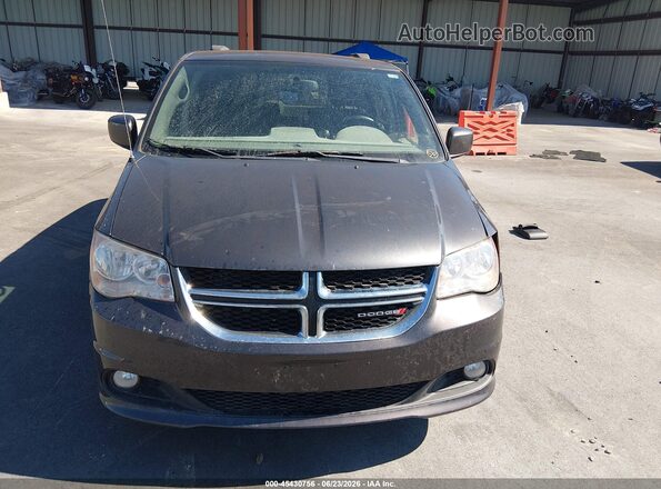 2C4RDGCG8HR749580 2017 DODGE GRAND CARAVAN Gray Rear interior view