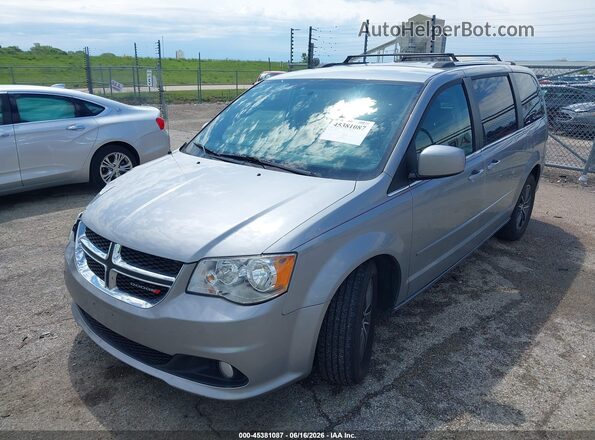 2C4RDGCG8HR863272 2017 DODGE GRAND CARAVAN Silver წინა მარცხენა ხედი სამი მეოთხედიდან