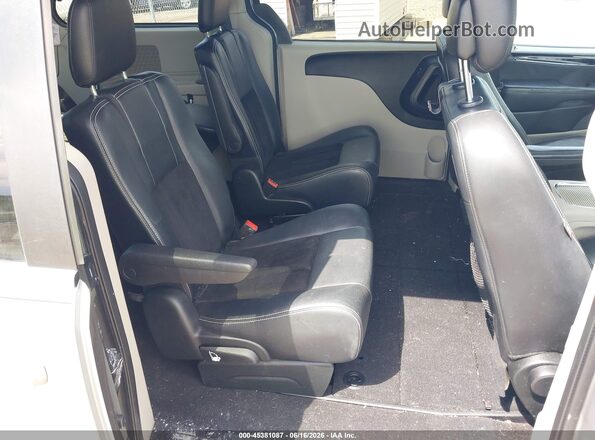 2C4RDGCG8HR863272 2017 DODGE GRAND CARAVAN Silver VIN კოდის სტიკერის ხედი