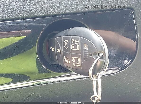 2C4RDGCG8HR863272 2017 DODGE GRAND CARAVAN Silver წინა პანელის ხედი