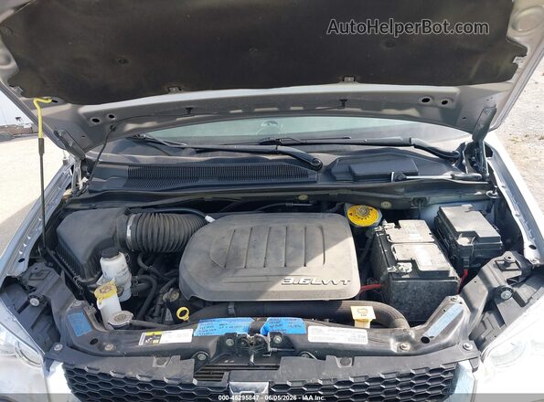2C4RDGCG8JR209295 2018 DODGE GRAND CARAVAN Silver Rear view