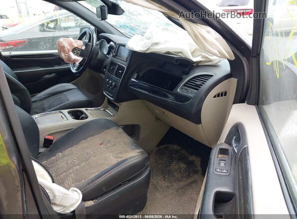 2C4RDGCG8LR173899 2020 DODGE GRAND CARAVAN Gray Front interior view