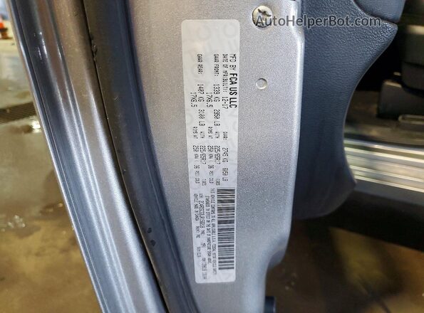 2C4RDGCG9JR156218 2018 DODGE GRAND Silver VIN կոդի պիտակի տեսք