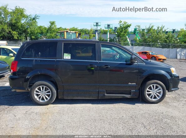 2C4RDGCG9JR179367 2018 DODGE GRAND CARAVAN Черный Вид задней части салона