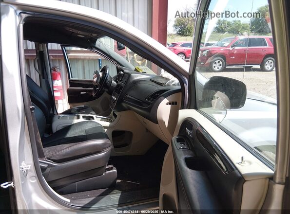 2C4RDGCGXJR184075 2018 DODGE GRAND CARAVAN Silver Vista interior delantera