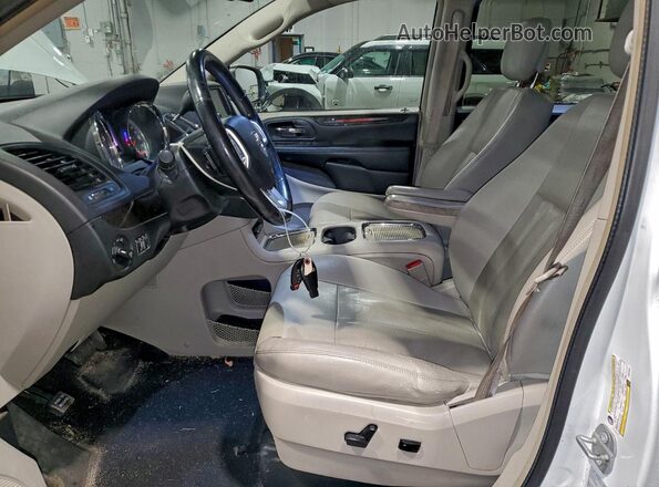 2C4RDGDG4GR388491 2016 DODGE GRAND White Vista interior delantera