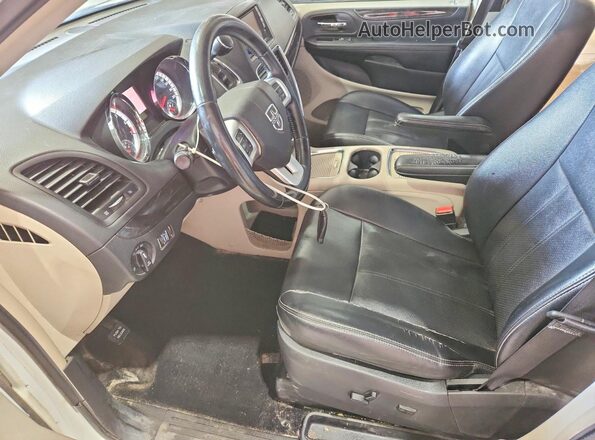 2C4RDGDG6HR769020 2017 DODGE GRAND White Вид салону спереду