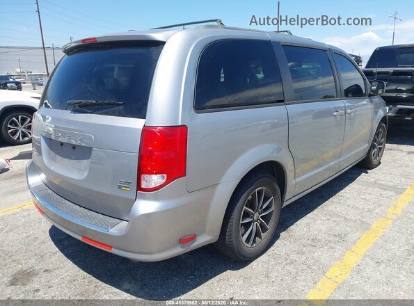 2C4RDGEG0JR284876 2018 DODGE GRAND CARAVAN Серебряный Задняя правая четверть