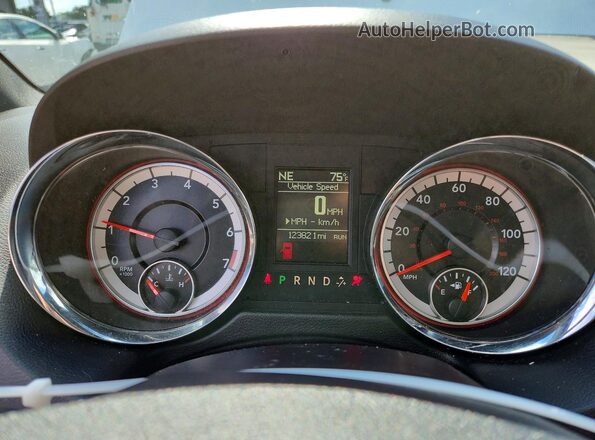 2C4RDGEG2HR754982 2017 DODGE GRAND White ხელსაწყოთა პანელის ხედი