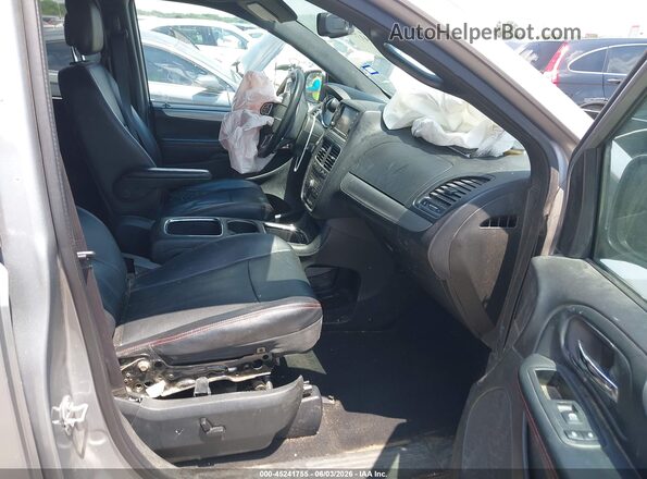 2C4RDGEG2HR773032 2017 DODGE GRAND CARAVAN Silver Front interior view