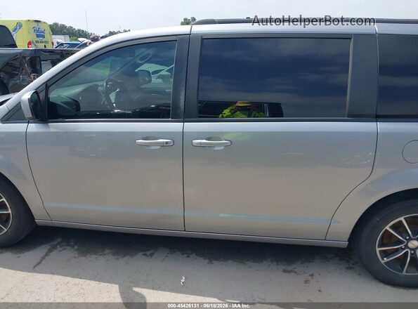 2C4RDGEG4JR335876 2018 DODGE GRAND CARAVAN Silver 360 interior view