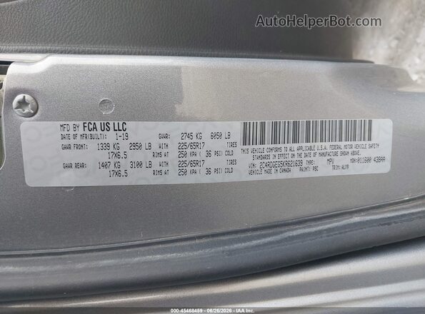 2C4RDGEG5KR621639 2019 DODGE GRAND CARAVAN Silver ძრავის განყოფილების ხედი