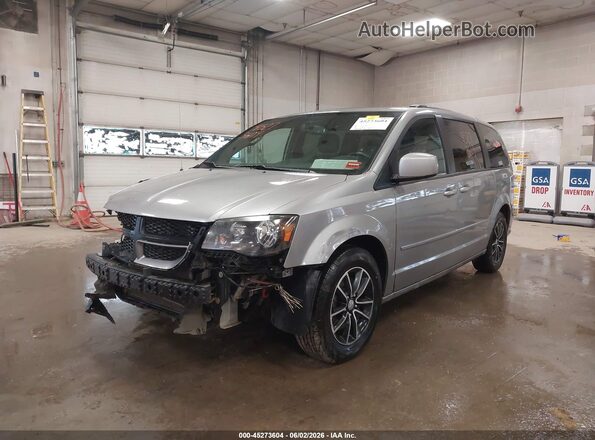 2C4RDGEG6HR715487 2017 DODGE GRAND CARAVAN Серебряный Передняя левая четверть