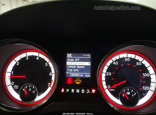 2C4RDGEG6HR715487 2017 DODGE GRAND CARAVAN Серебряный Вид задних сидений