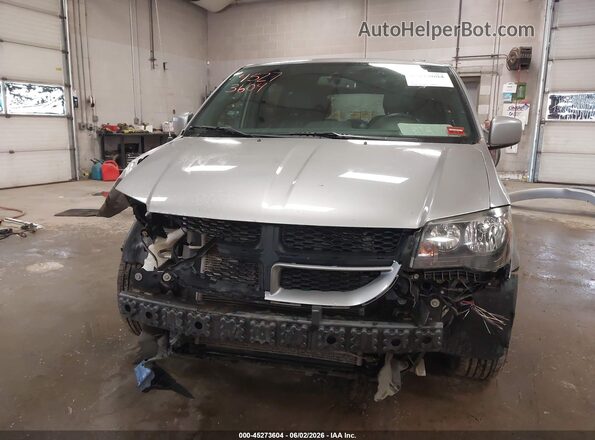 2C4RDGEG6HR715487 2017 DODGE GRAND CARAVAN Серебряный Вид спереди