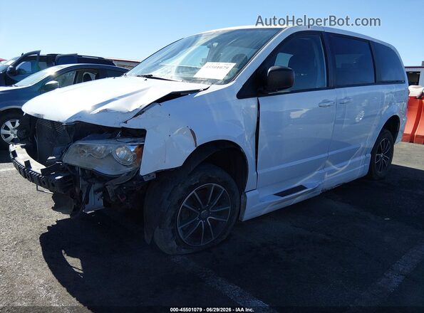 2C7WDGBG4JR209978 2018 DODGE GRAND CARAVAN White Առջևի ձախ երեք քառորդ տեսարան