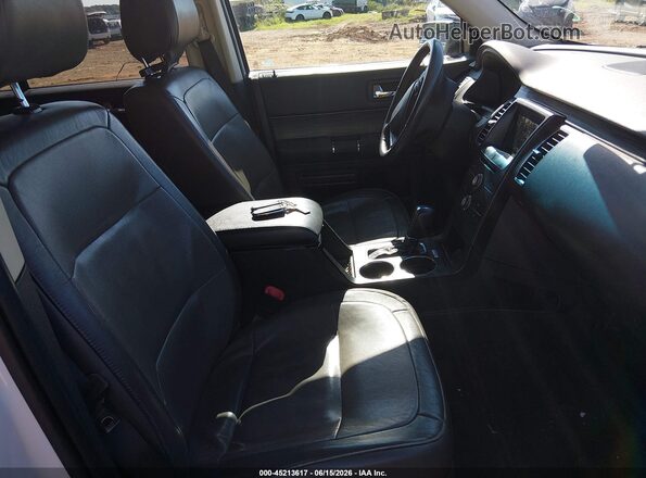 2FMGK5C82JBA14954 2018 FORD FLEX White Front interior view