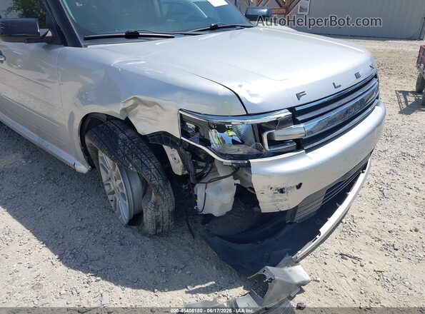 2FMGK5C85GBA10468 2016 FORD FLEX Silver Widok z przodu