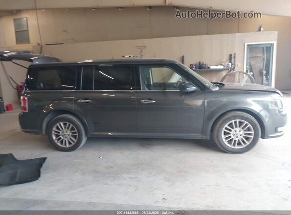 2FMGK5C87JBA08356 2018 FORD FLEX Gray Vista interior trasera