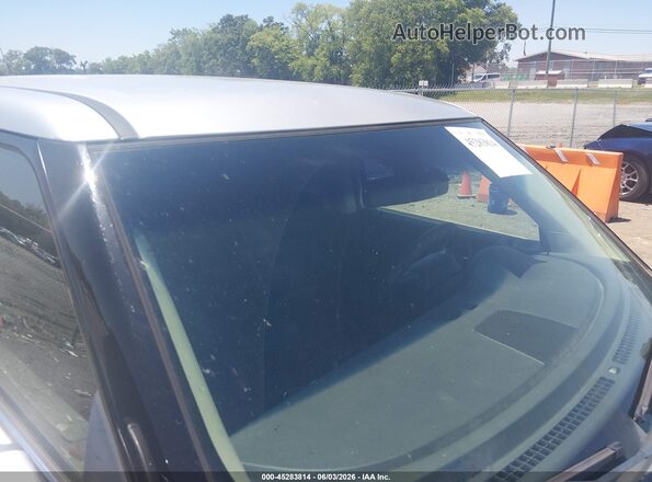 2FMGK5D87JBA05830 2018 FORD FLEX Silver Widok wnętrza z przodu