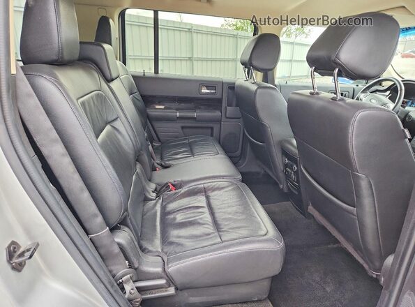 2FMHK6C86HBA04240 2017 FORD FLEX Silver Widok wnętrza z tyłu